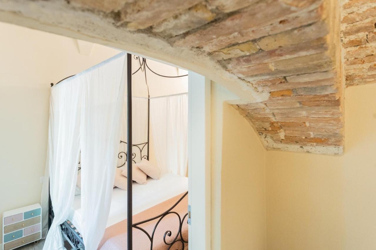 Romantic Escape City Centre With Jacuzzi & Parking By Rent All Como Exteriör bild