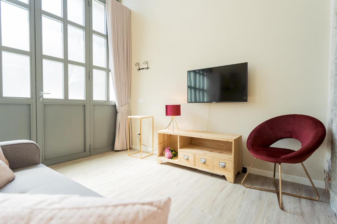 Romantic Escape City Centre With Jacuzzi & Parking By Rent All Como Exteriör bild