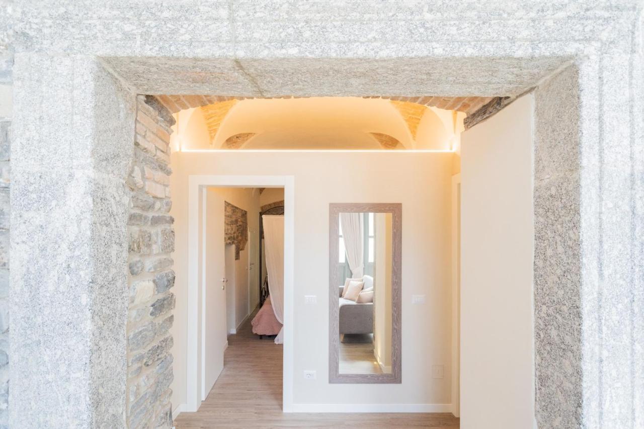 Romantic Escape City Centre With Jacuzzi & Parking By Rent All Como Exteriör bild